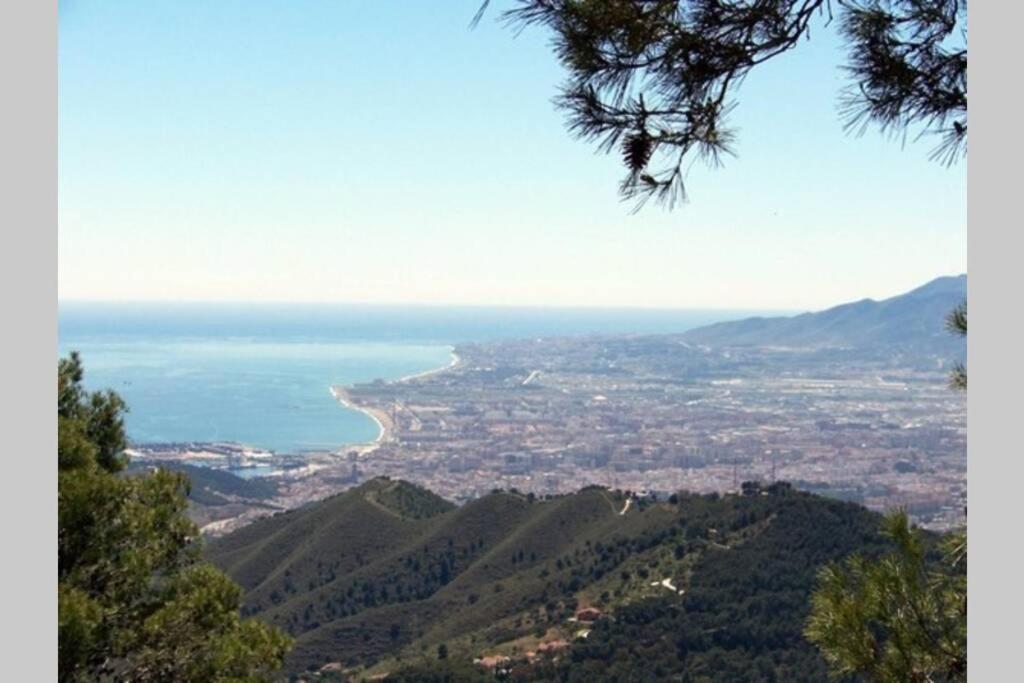 Apartamento Confortable Y Luminoso Piso 5 Camas, Parking Gratis Málaga