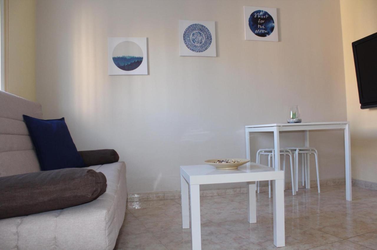 Apartment And New With Balcony Close To The 2ºb Malaga