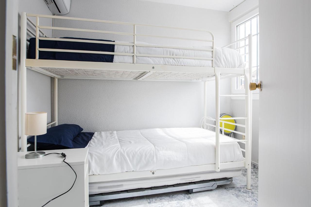 Malagaonbeach 2 - Two Bedrooms - Up To 3 People - 30 Meters Malaga