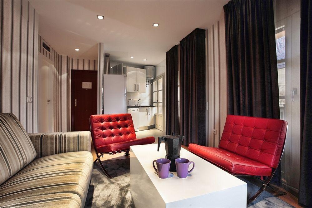 Mate Larios Hotel 4*
