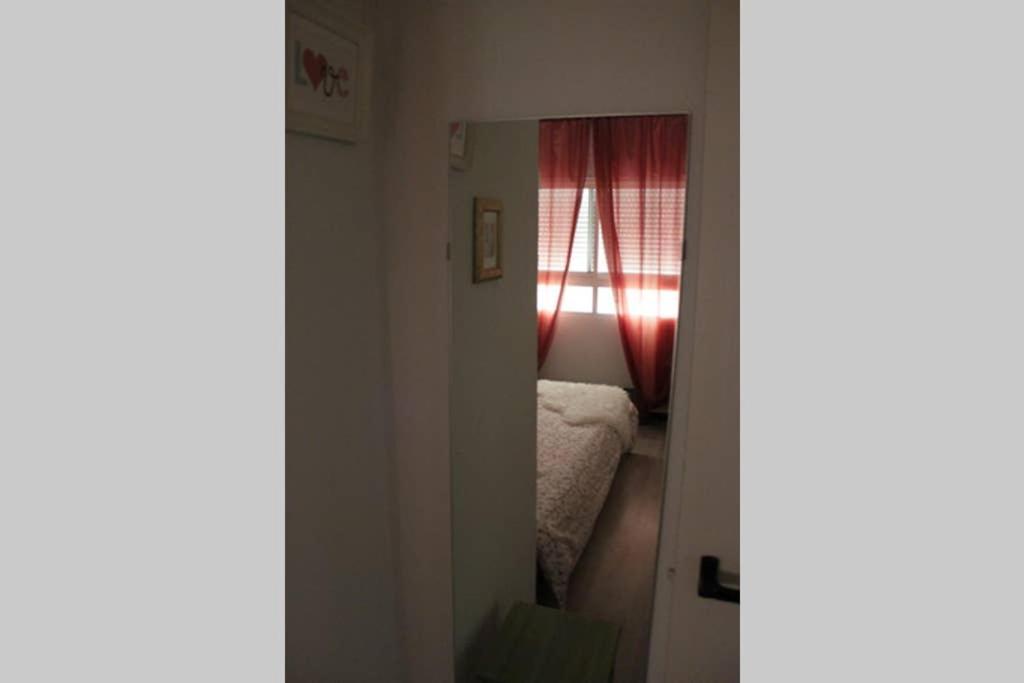 Completo, 2min De La Playa Apartment Malaga
