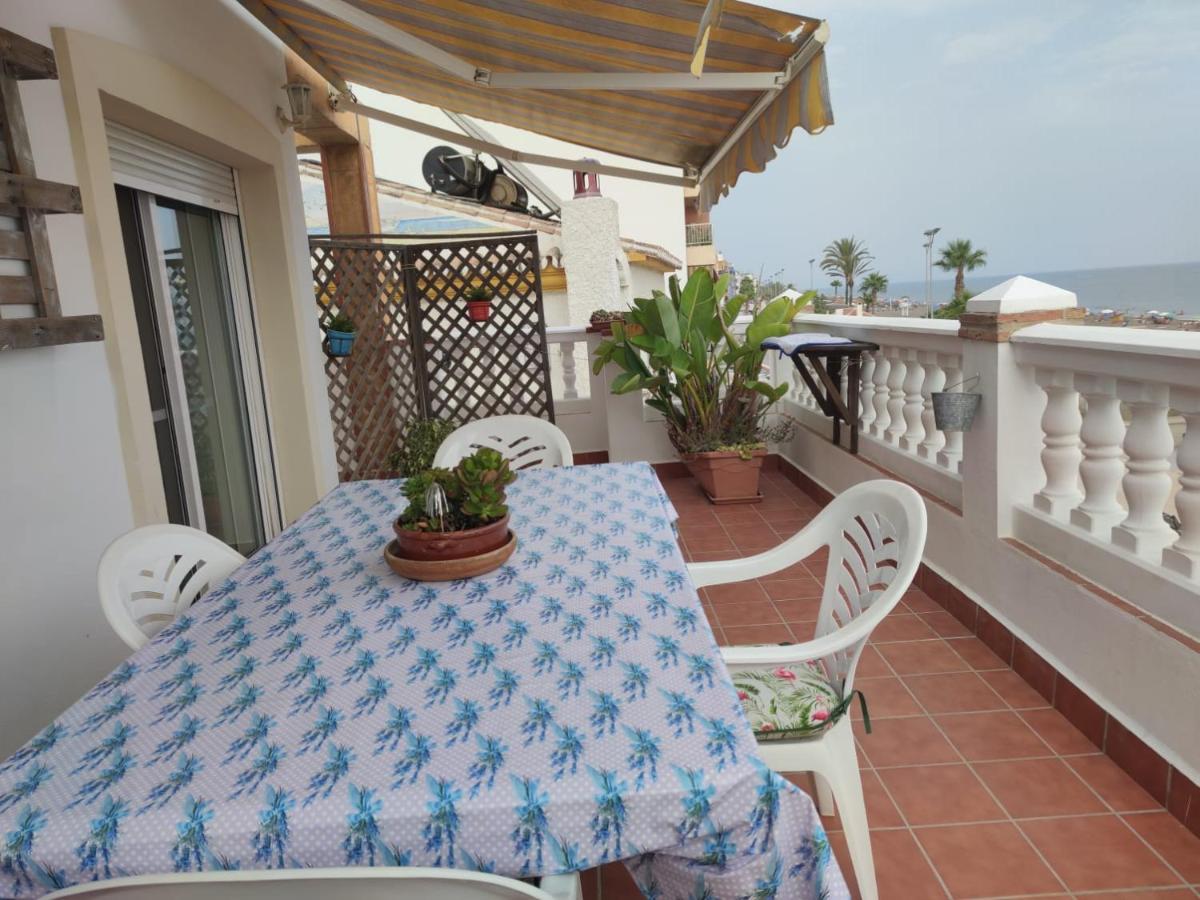 Apartamento ático En Rincón De La Victoria En La Costa Del Sol *