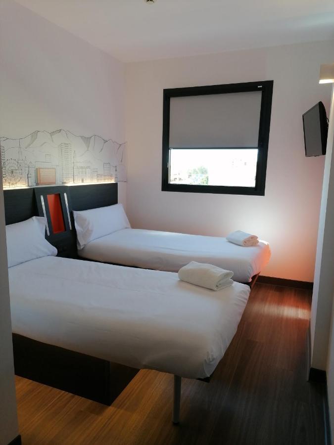 Easyhotel Centre Pensión