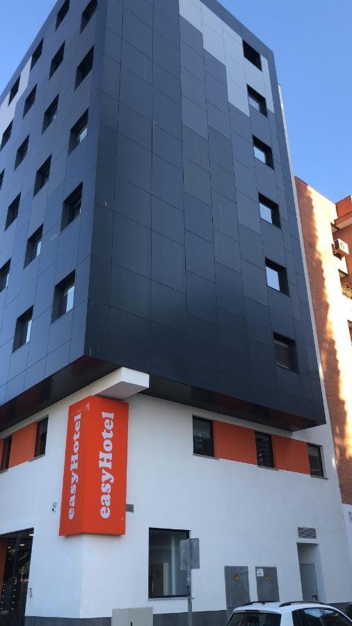 Easyhotel Centre *