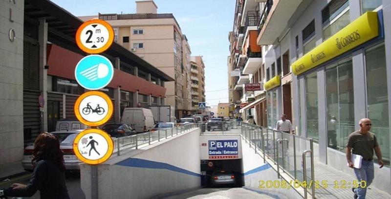 Сasa de vacaciones Private Townhouse With Roof Terrace Close To The Málaga