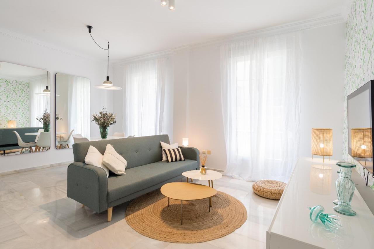 Apartamento Nuevo! En Pleno Centro De La Ciudad, Mucha Luz