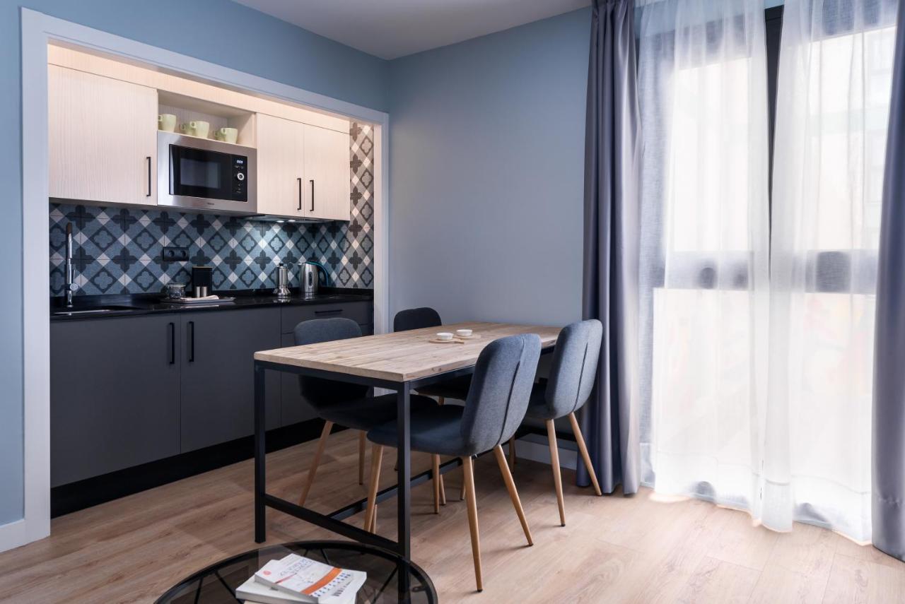 One Bedroom Apartment 1202 * Malaga