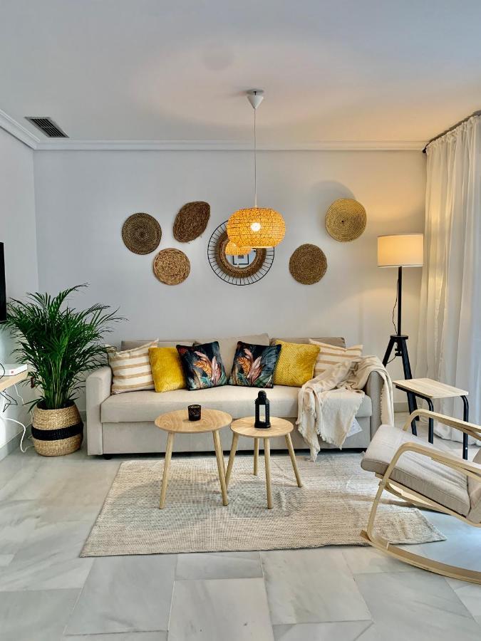Homely Larios Apartamento