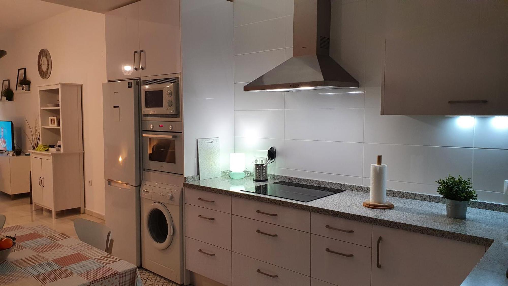 Apartamento La Plaza, Free Parking! Málaga