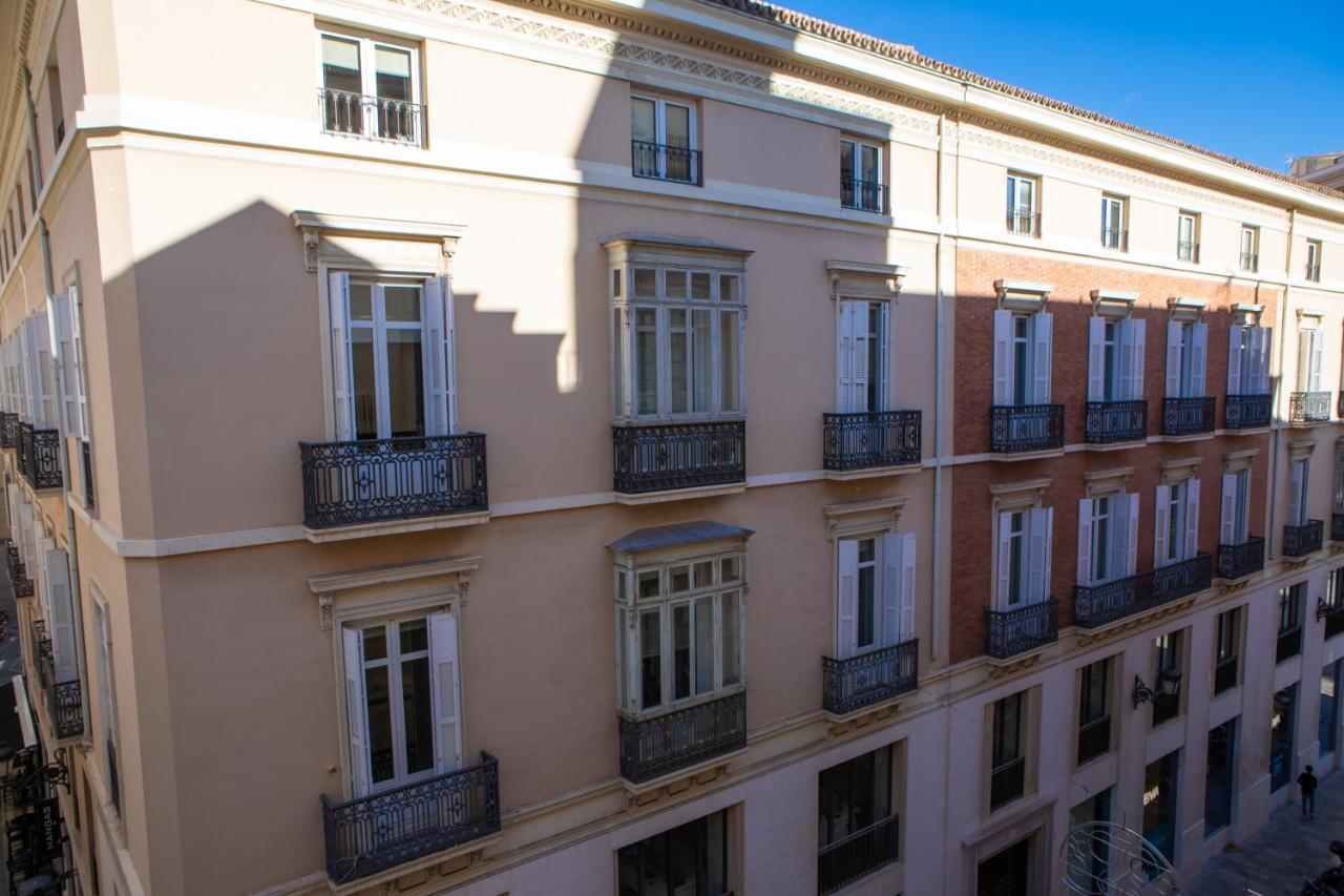 Homely Larios Apartamento