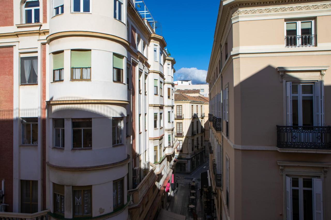 Homely Larios