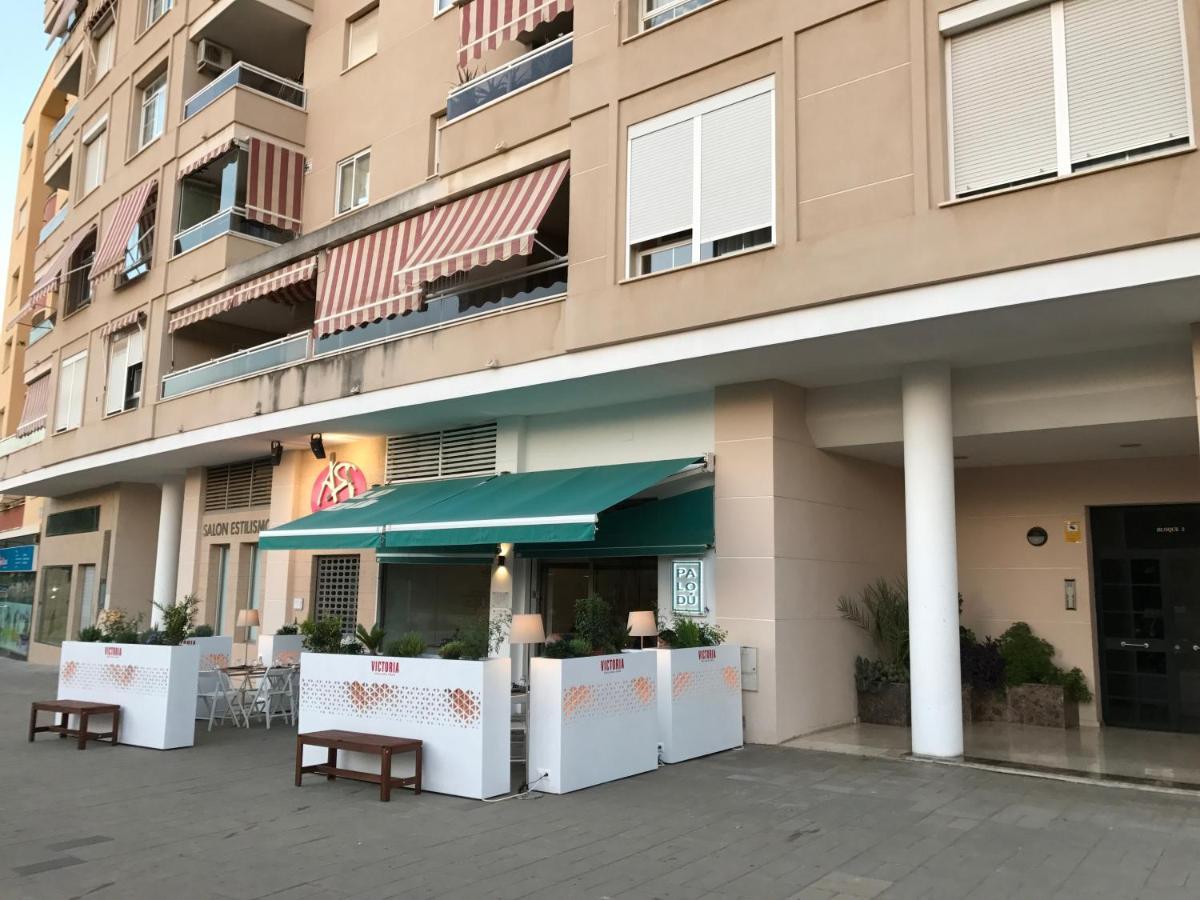 Apartamento Teatinos Con Piscina Espectacular, Aire Acondicionado En Salón-comedor Y Ventiladores En Apartamento *