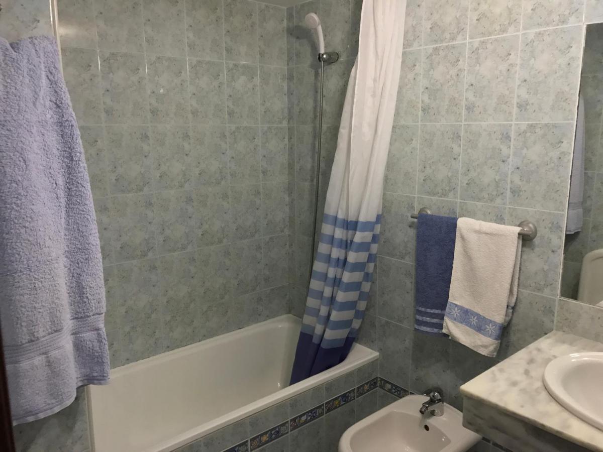Apartamento Teatinos Con Piscina Espectacular, Aire Acondicionado En Salón-comedor Y Ventiladores En *