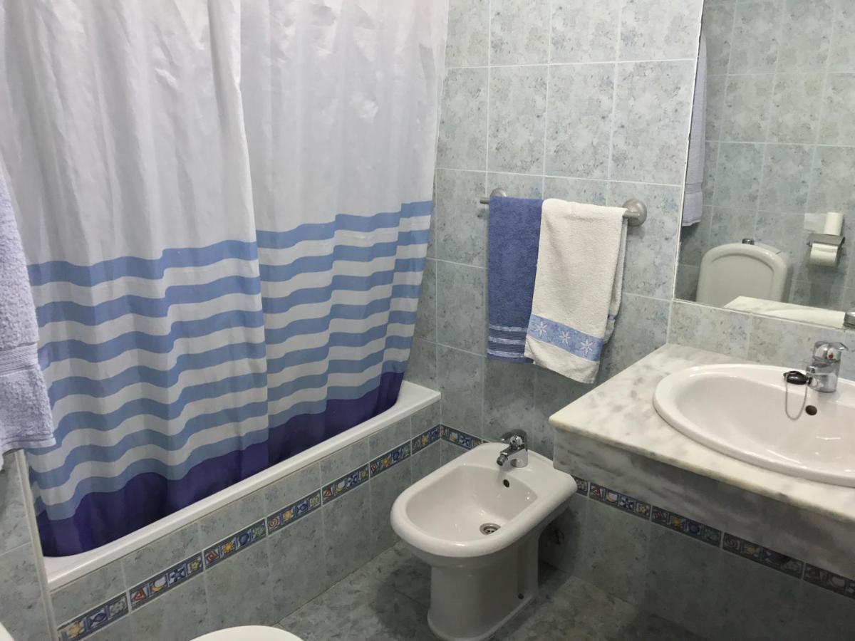 Apartamento Apartamento Teatinos Con Piscina Espectacular, Aire Acondicionado En Salón-comedor Y Ventiladores En *
