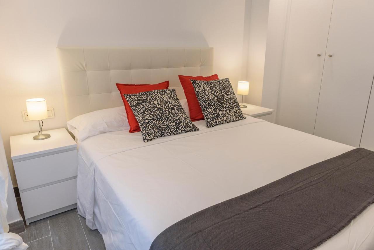 Renthas Fernando De Lesseps Apartamento *