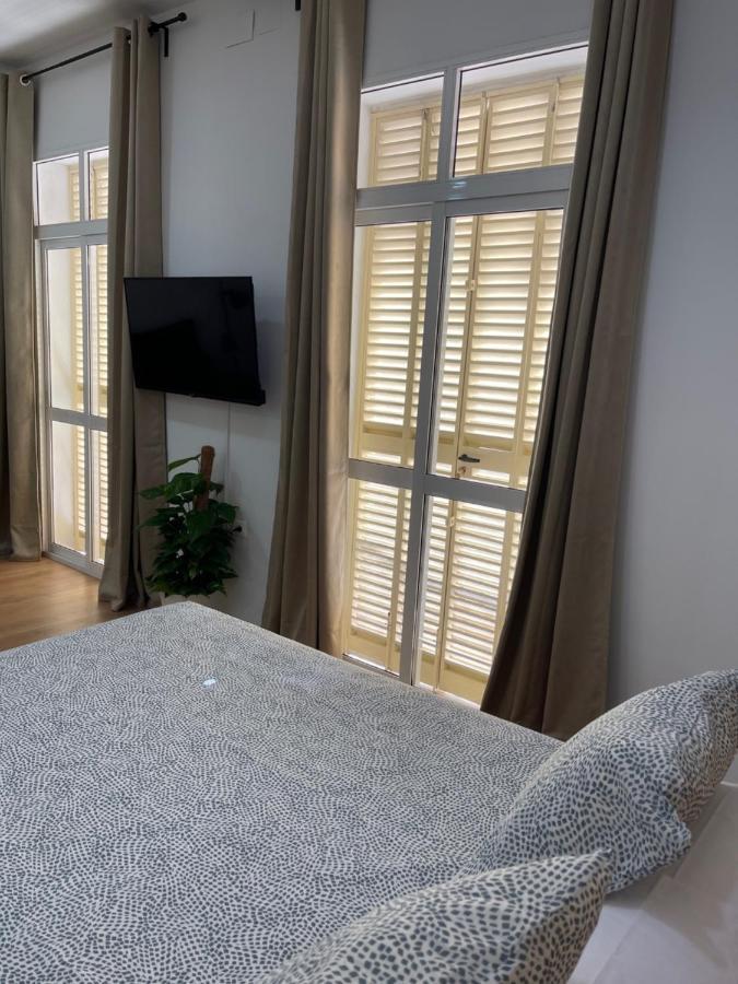 Apartment Carreteria 5 *