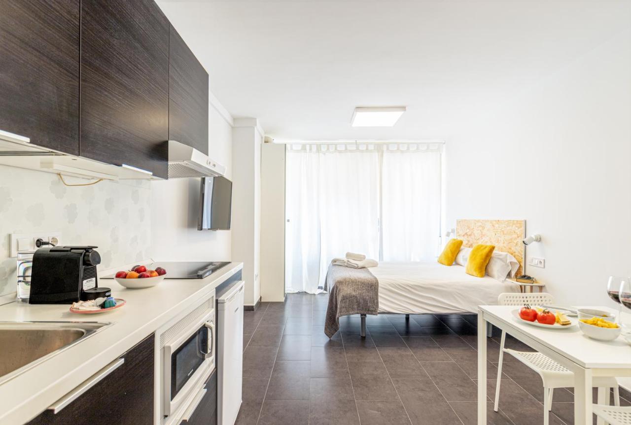Fun Building By Homeabout Apartment *