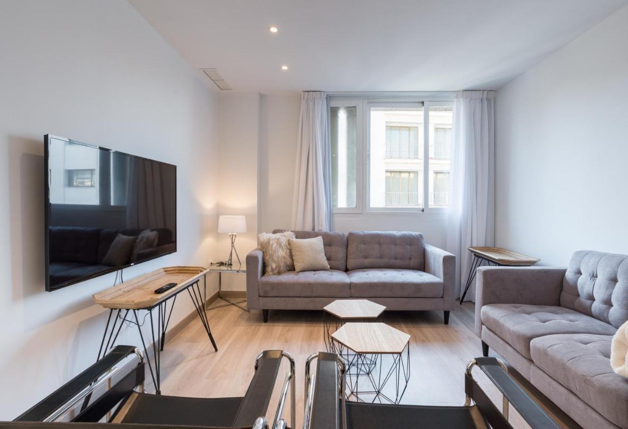 Urbe10 Premium Atarazanas 4 Bedrooms Apartment Malaga