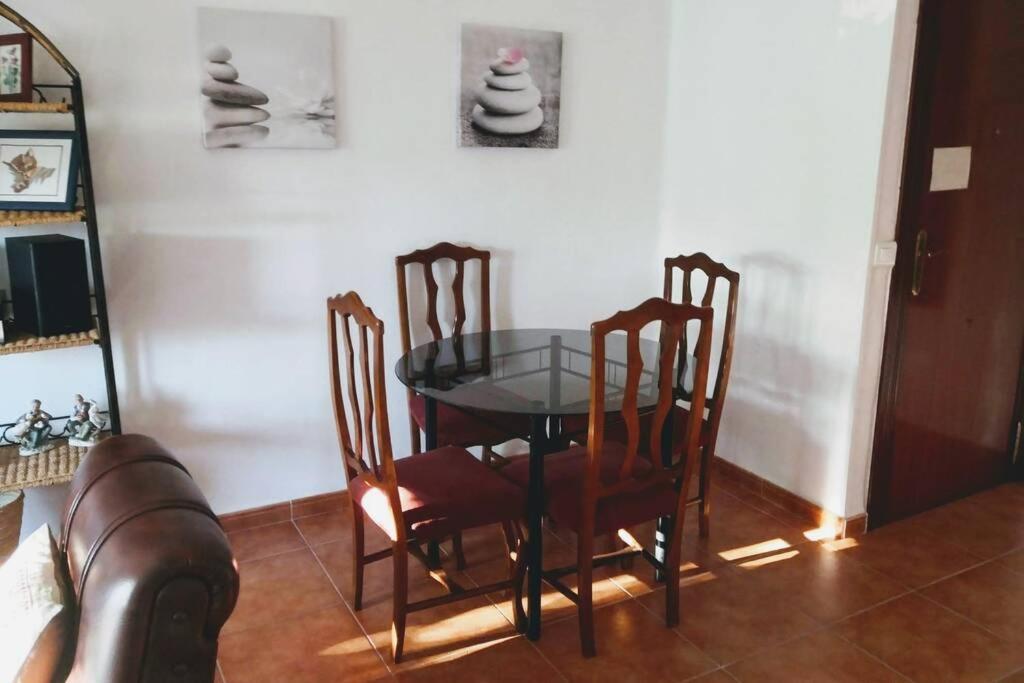 Apartamento Apartamento De Tres En Carranque *