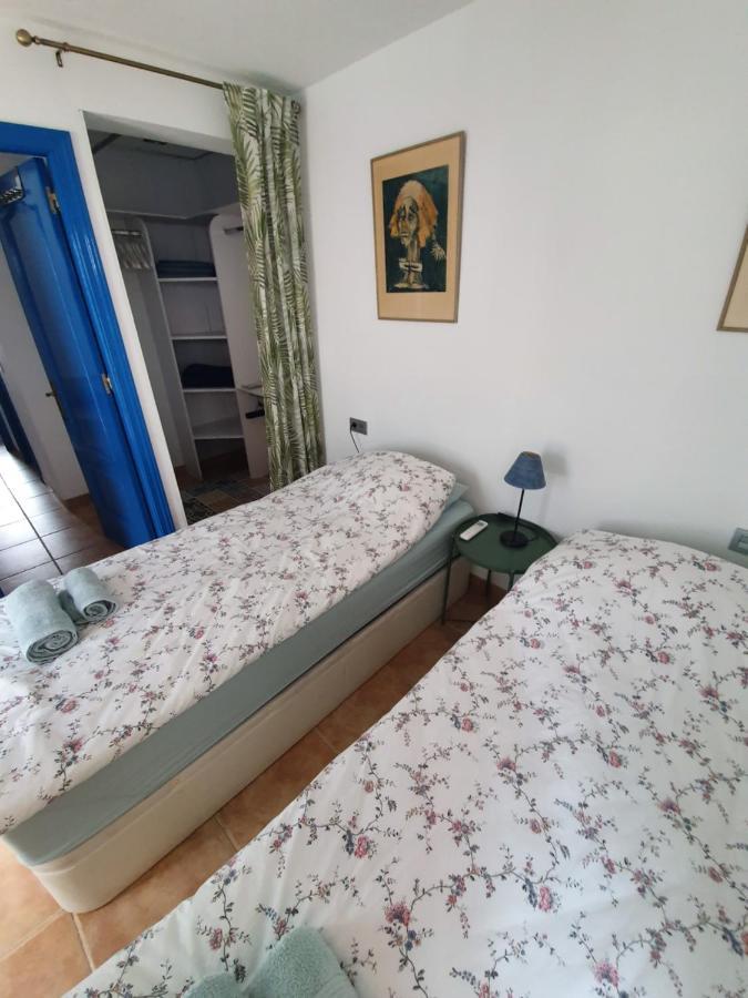 Сasa de vacaciones Private Townhouse With Roof Terrace Close To The *