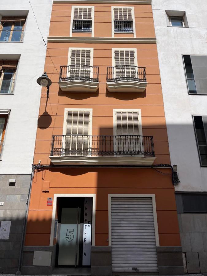 Apartment Carreteria 5 *