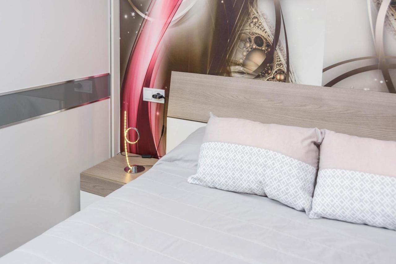 Luxury On The Beach By Rafleys Apartamento Málaga