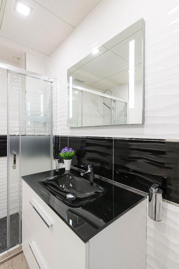 Apartamento Luxury On The Beach By Rafleys *