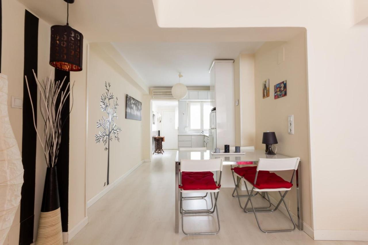 Flat -200m Center-2 Baths- 3 Bedrooms 5pers * Málaga