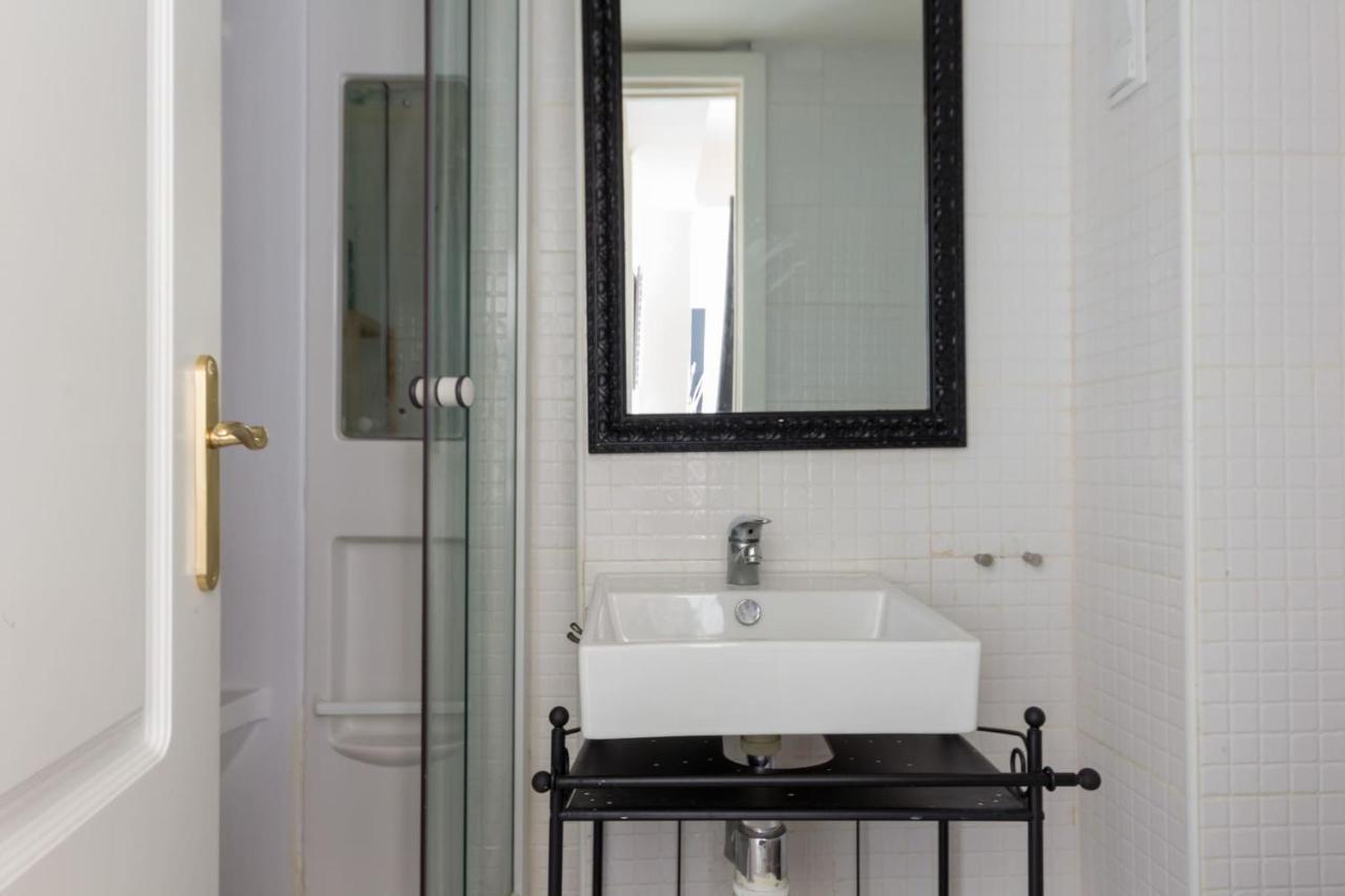 Flat -200m Center-2 Baths- 3 Bedrooms 5pers Apartamento Málaga