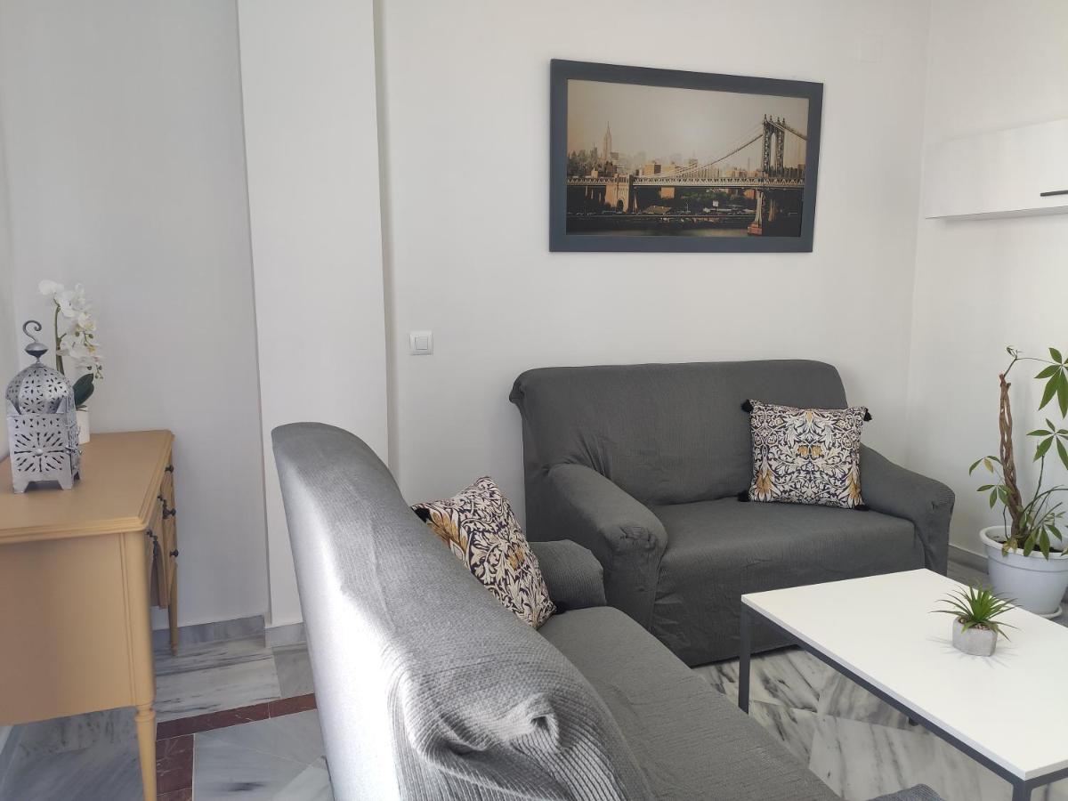 Apartamento Amplio Junto Al Centro Málaga
