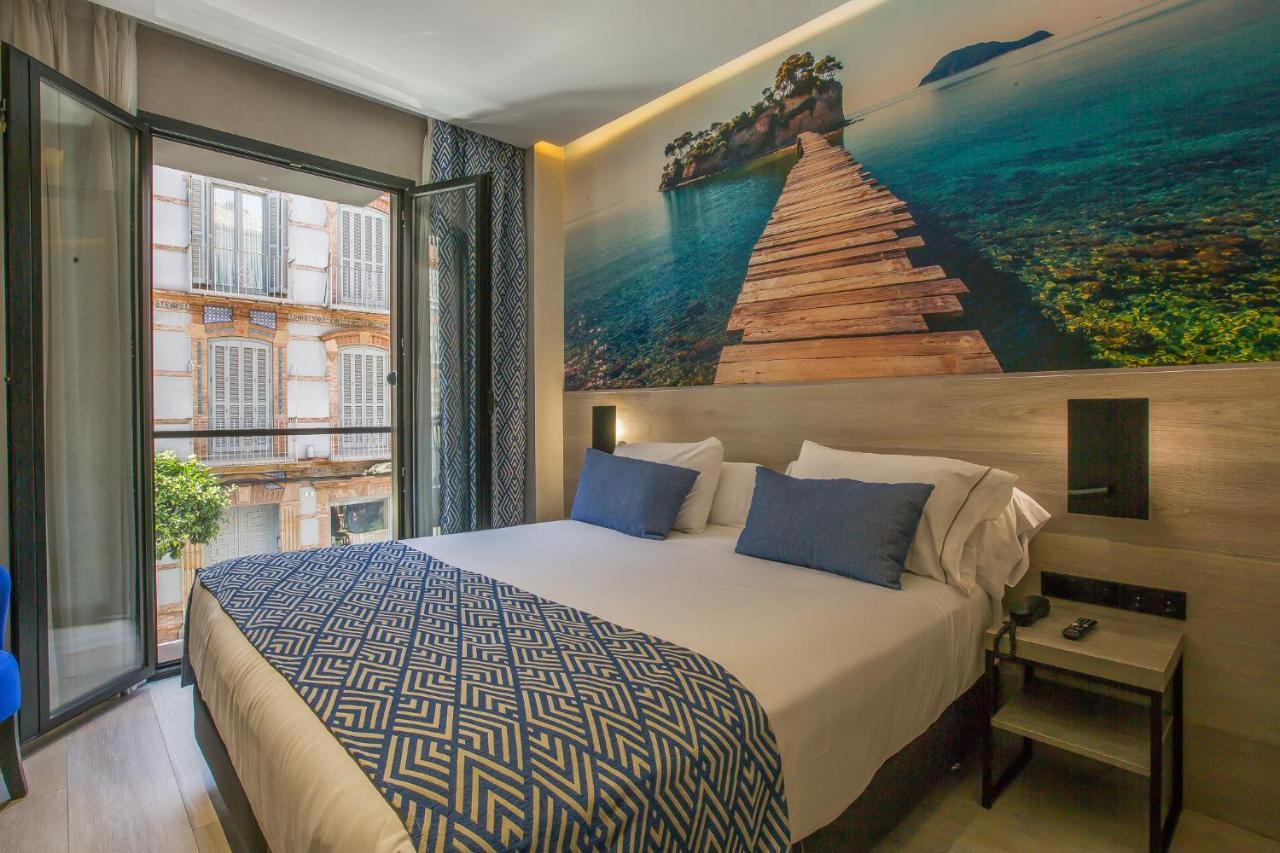 Broe-adults Recommended Hotel