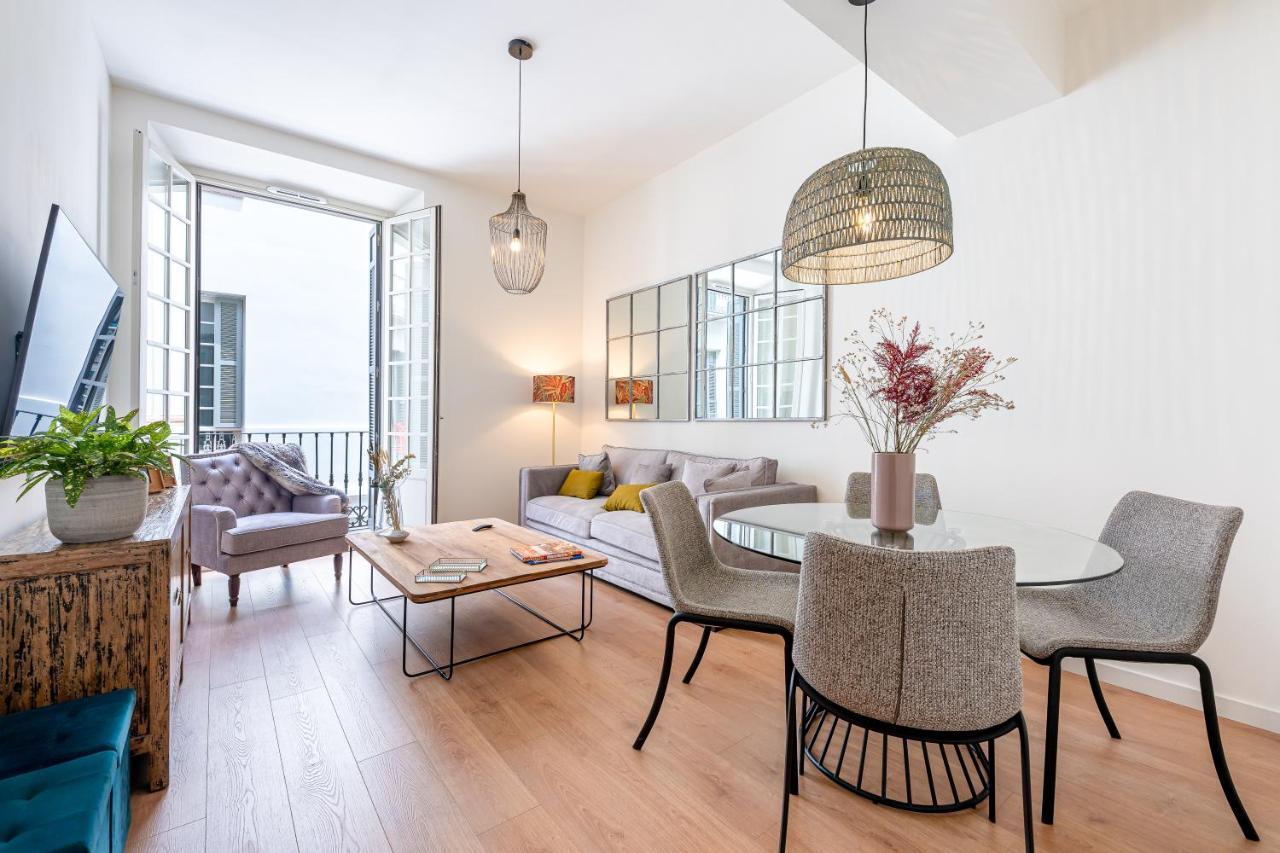 Key-wise Luxury Plaza Teatro Free Parking 2r Apartamento *