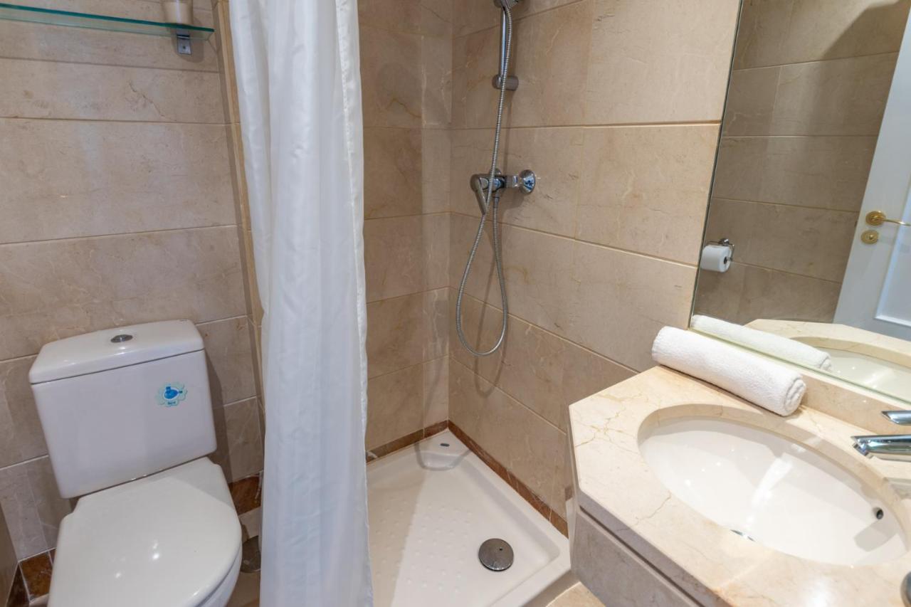 2br Calanova Grand Golf - Wifi/ac/pool Apartment