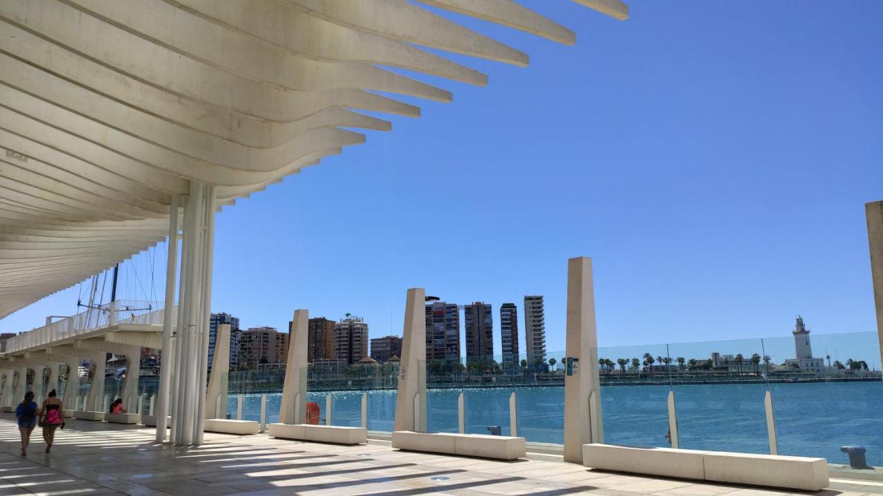 Apartamento Amplio Junto Al Centro Málaga