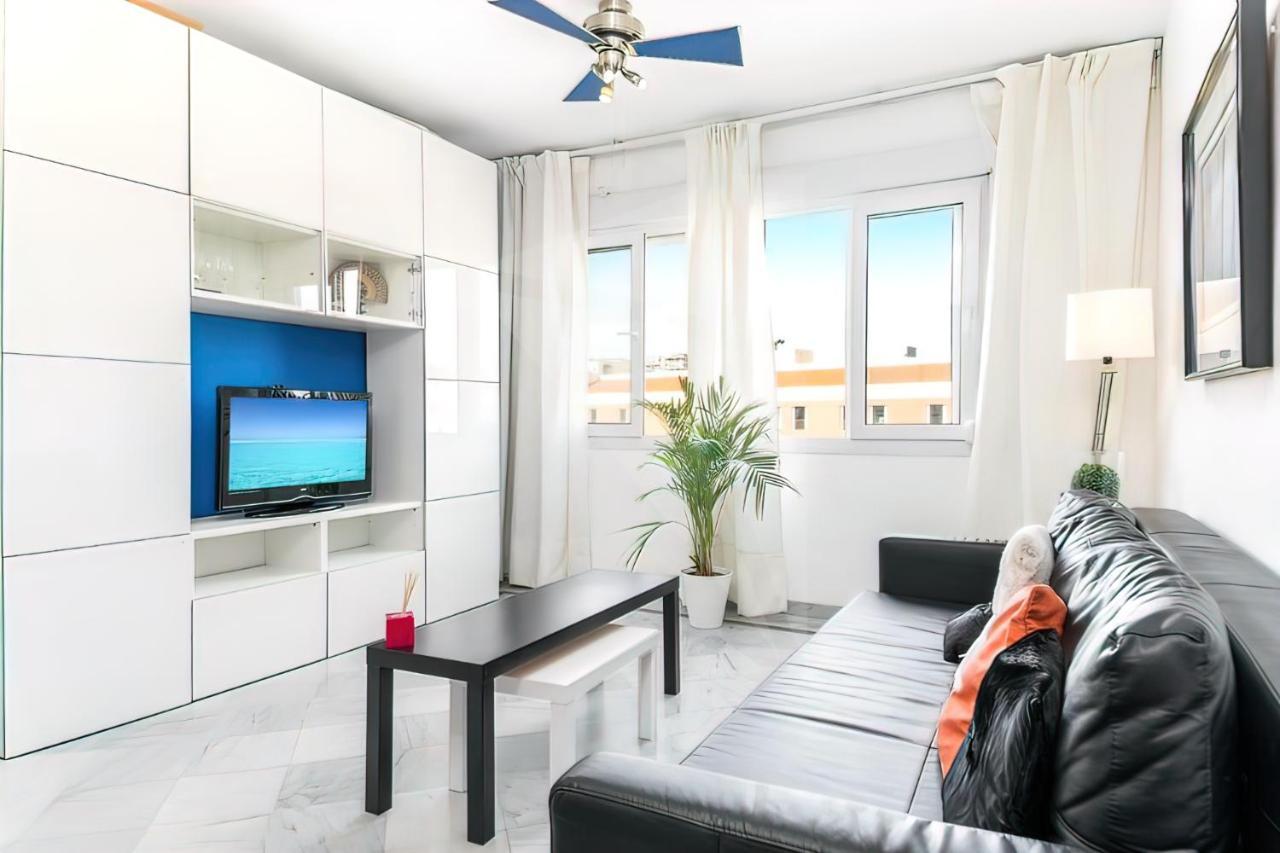 Lovely With River Views And Parking Apartamento