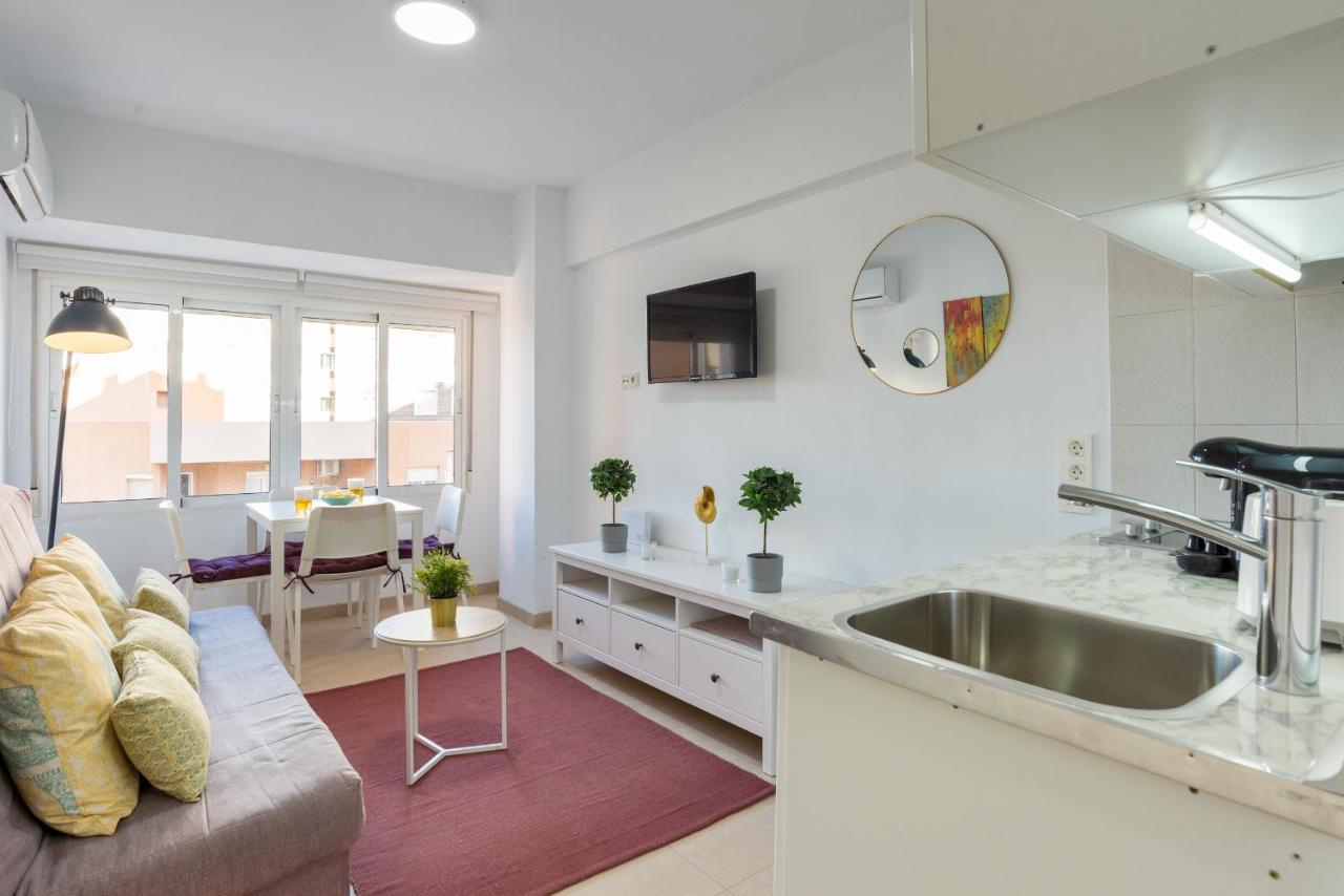 Mp7 Renovated Right On The 700 Meters Away From Old Town Apartamento *
