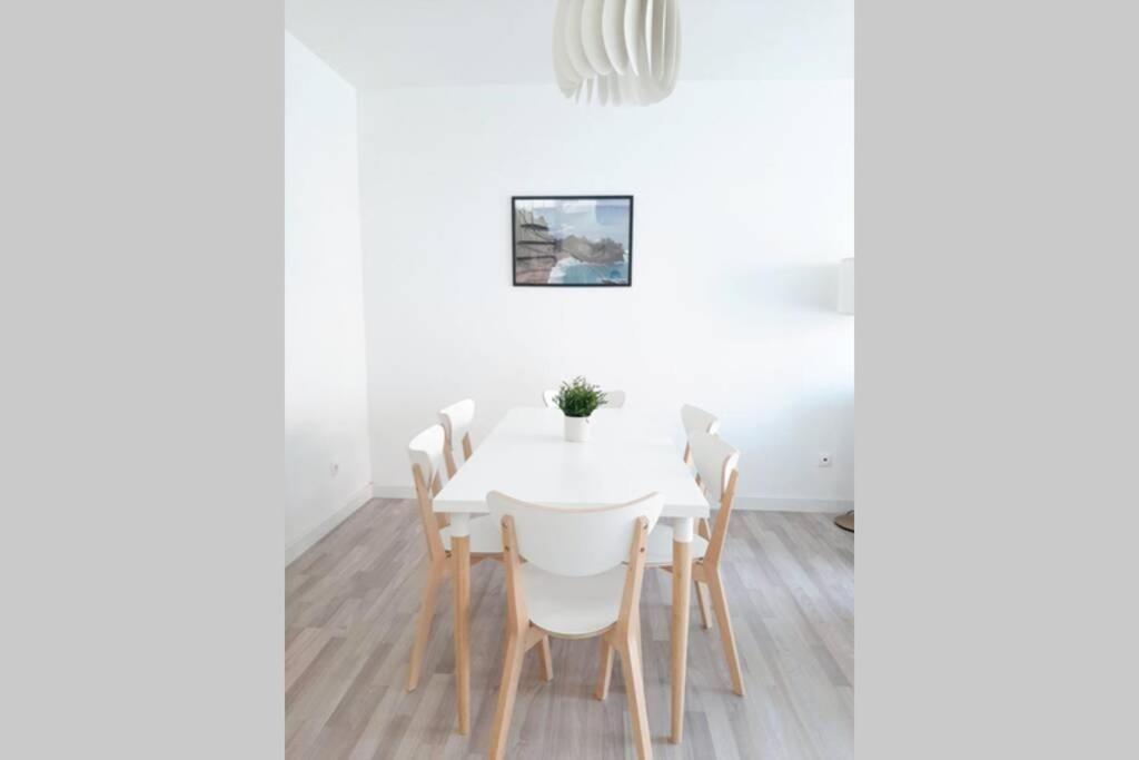 Dv Properties - Apartamento Con Solarium #p7p5r3 Málaga