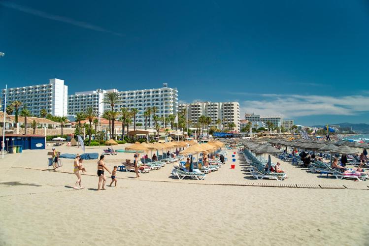 Benalmar Playa, Benalmadena Costa, 2 Bedroom Apartment, Fantastic Location Apartamento *