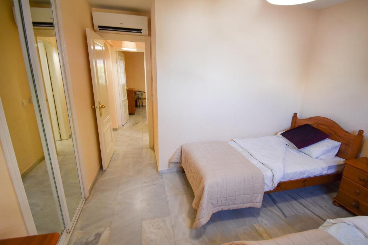 Benalmar Playa, Benalmadena Costa, 2 Bedroom Apartment, Fantastic Location