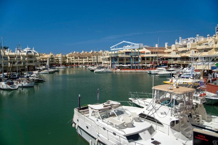 Benalmar Playa, Benalmadena Costa, 2 Bedroom Apartment, Fantastic Location Apartamento Málaga