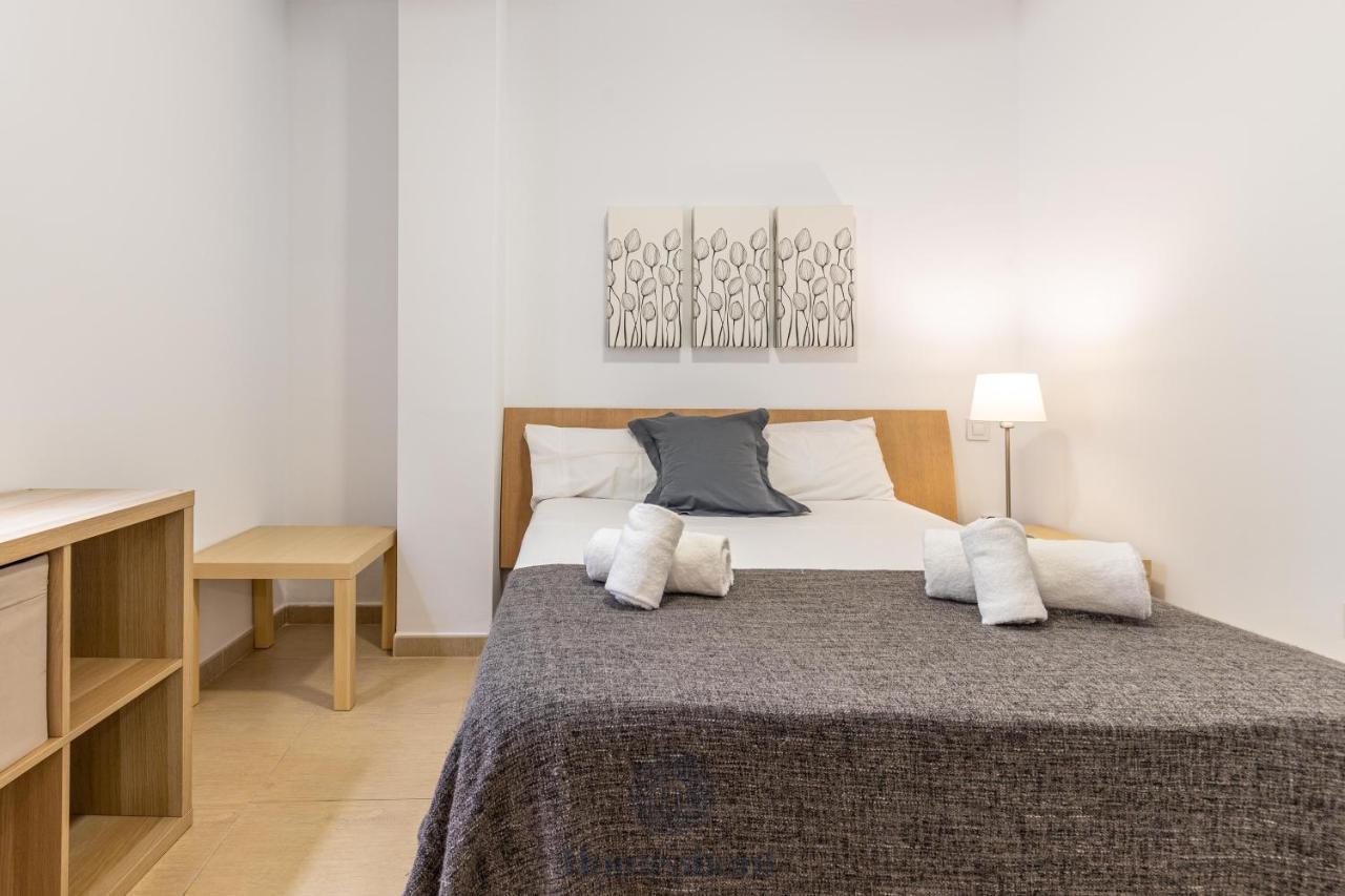 Fun Building By Homeabout Apartment Malaga