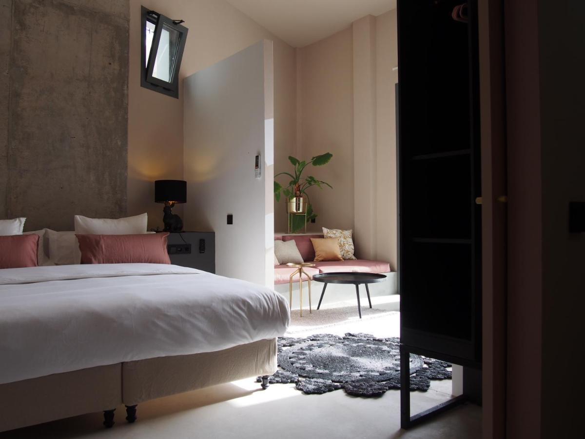 Apartment 9 Malaga, Three Unique With Private Plunge Pool *