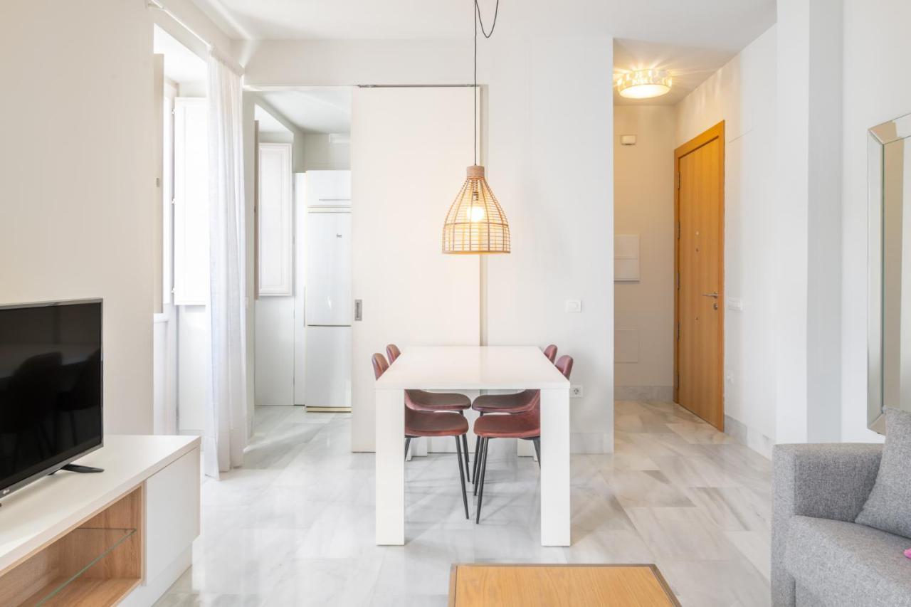 Pinar Vip Class C/alcazabilla Apartment