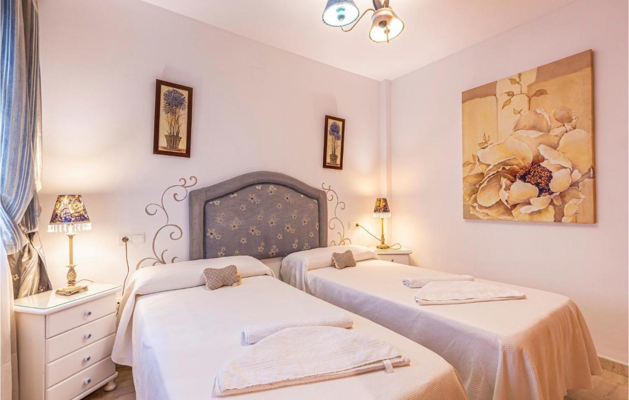 Awesome In Alhaurn El Grande With 1 Bedrooms And Wifi * Málaga