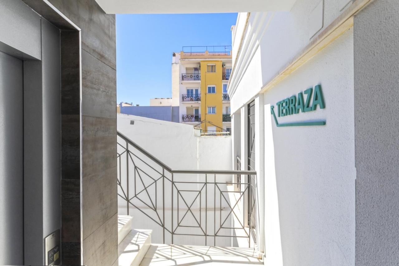 Rivas 34 Homes Apartahotel Málaga