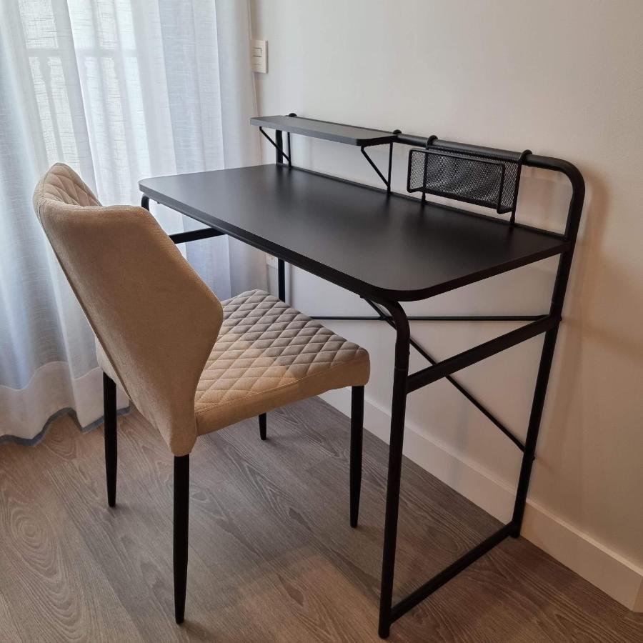 Apartamento A Tu Ritmo! Edificio Muy Tranquilo Y Moderno! Málaga