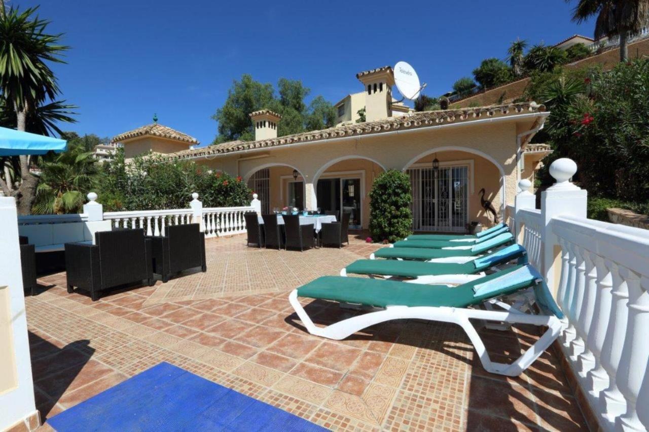 Villa Delightful 5 Bed In Fuengirola Costa Del Sol Málaga