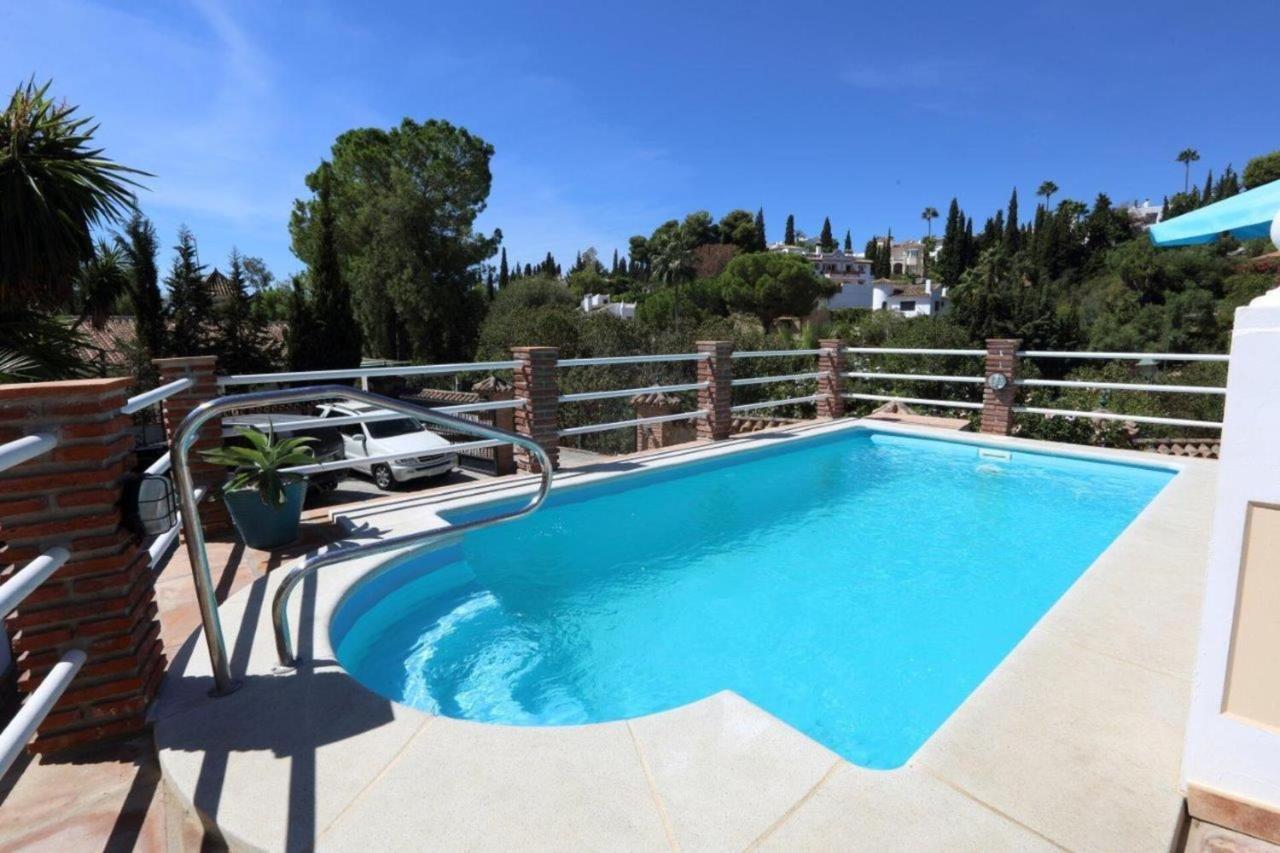 Delightful 5 Bed In Fuengirola Costa Del Sol Villa *