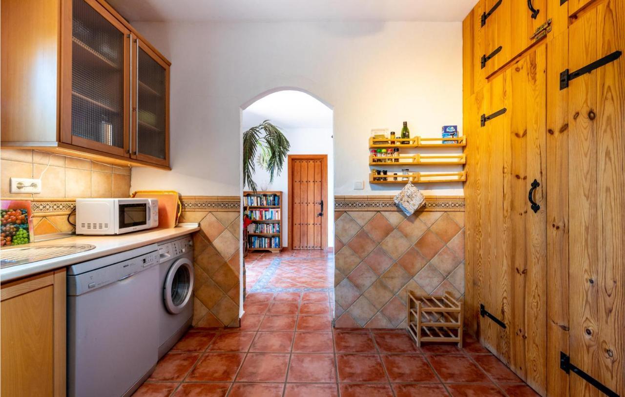Pet Friendly In Iznate With Kitchen * Málaga