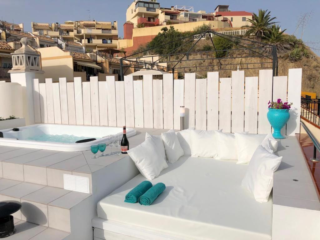 ático-duplex 1ª Linea De Playa Con Jacuzzi. 6 Pax ático-duplex 1ª Linea De Playa Con Jacuzzi. Apartamento